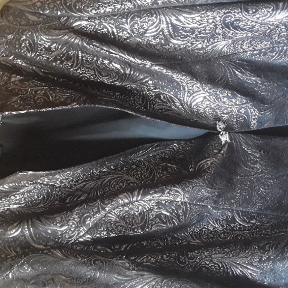 dressbarn Black Metallic Paisley Evening Jacket